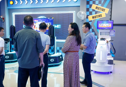 广州市工信局中小企业处申永红处长一行莅临球友会VR考察调研
