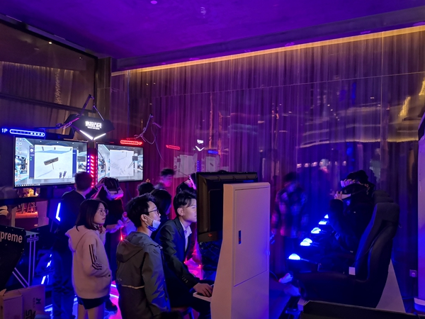 浙江-义乌滨江国际索拉古贝qy千亿球友会VR体验店