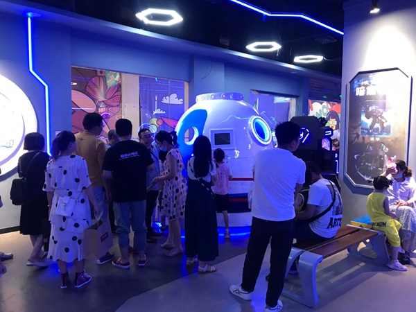 兰州qy千亿球友会VR体验馆开业啦！赚钱有秘技！